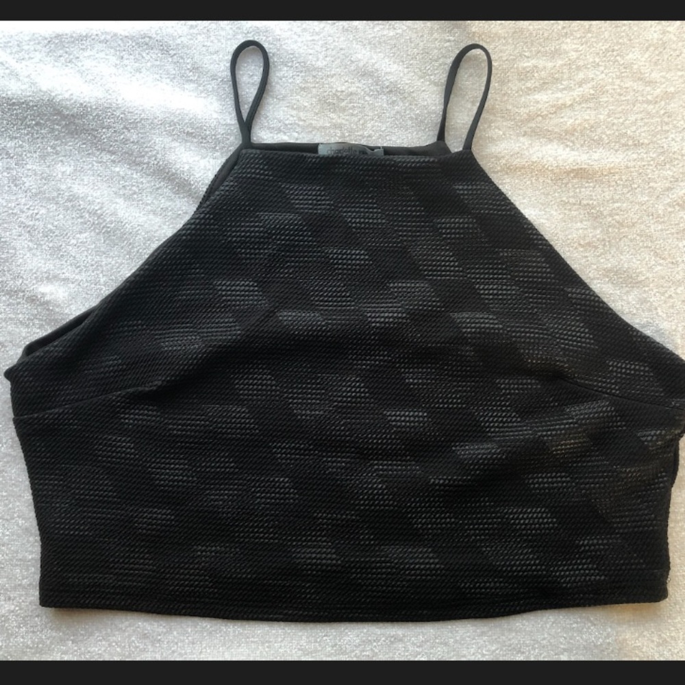 Cropped tank